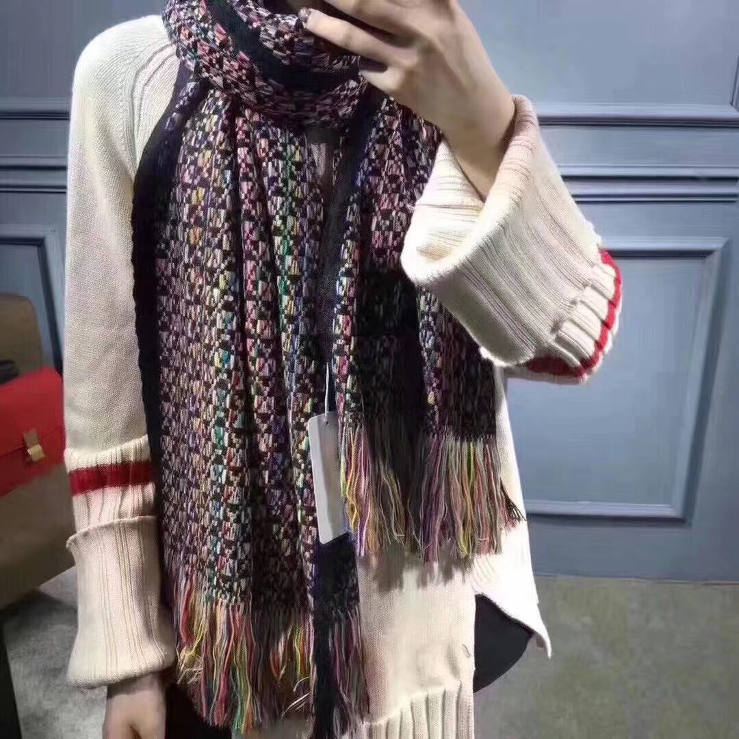 ladies designer scarf