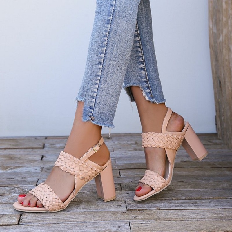 

Thick heel sandals female large size 2020 summer Europe and the United States explosion Sandalias Weave high heels women shoes, Apricot