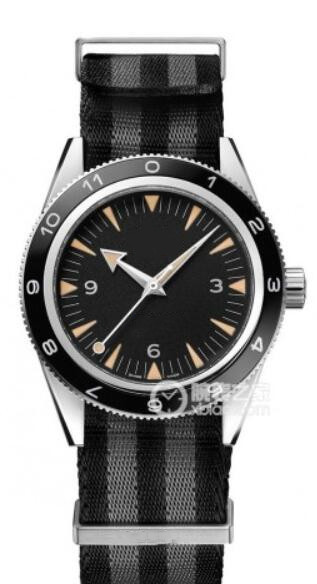 

Free Shipping Hot selling 41mm Automatic 233.32.41.21.01.001 Nylon Strap Mens Watch Watches Automatic Mechanical Men's Watch, Slivery;brown