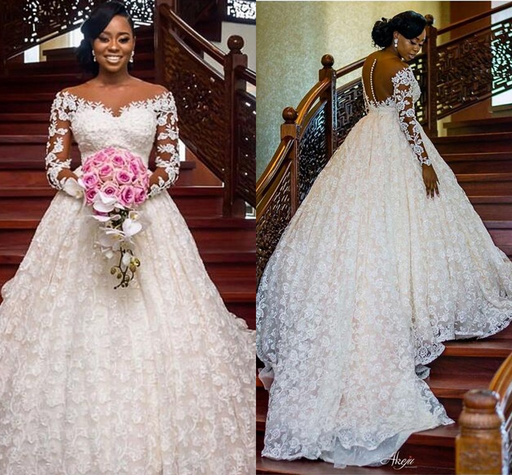 

Arabic Luxurious Lace Beaded Wedding Dresses Sheer Neck Long Sleeves Bridal Dress Sexy Plus Size Brides Ball Gowns Vestidos De Noiva AL3582, White