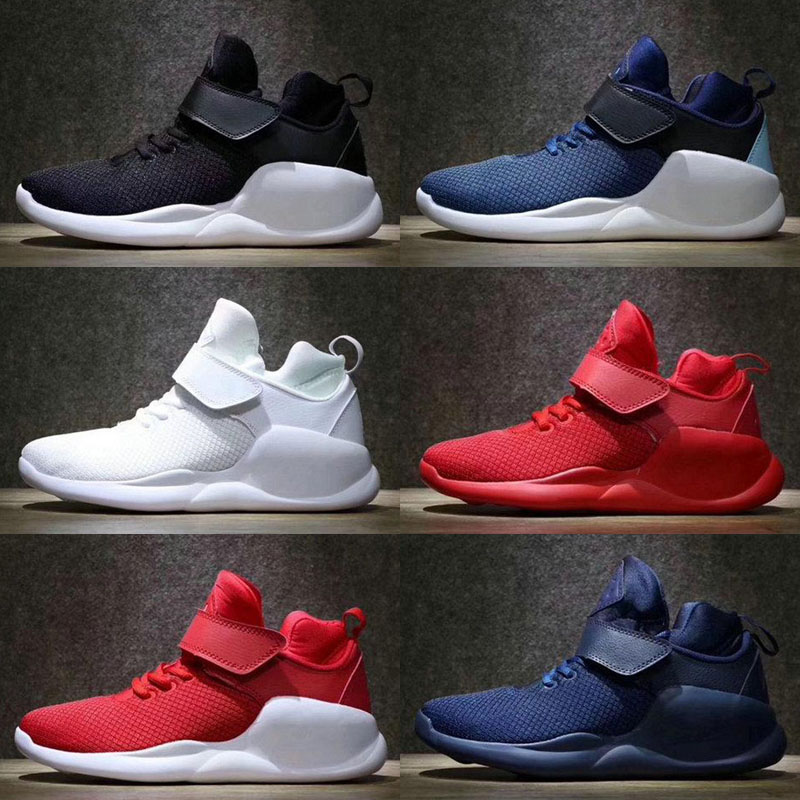 action womens running shoes