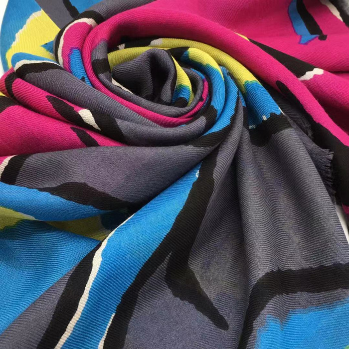 

Wholesale-New brand design size 130cm -130cm 100% cashmere material print grey red pattern square scarves pashmina for women