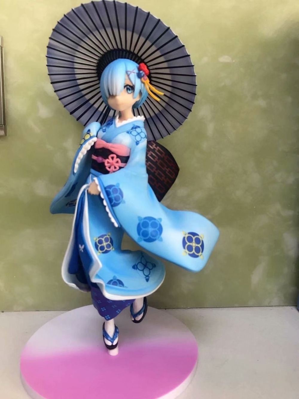 rem christmas figure