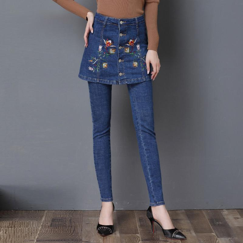 

2020 Spring Women' Embroidery Jeans Casual Stretch Slim Fake Two-piece Floral Floral Feet Pencil Culottes Women, Black