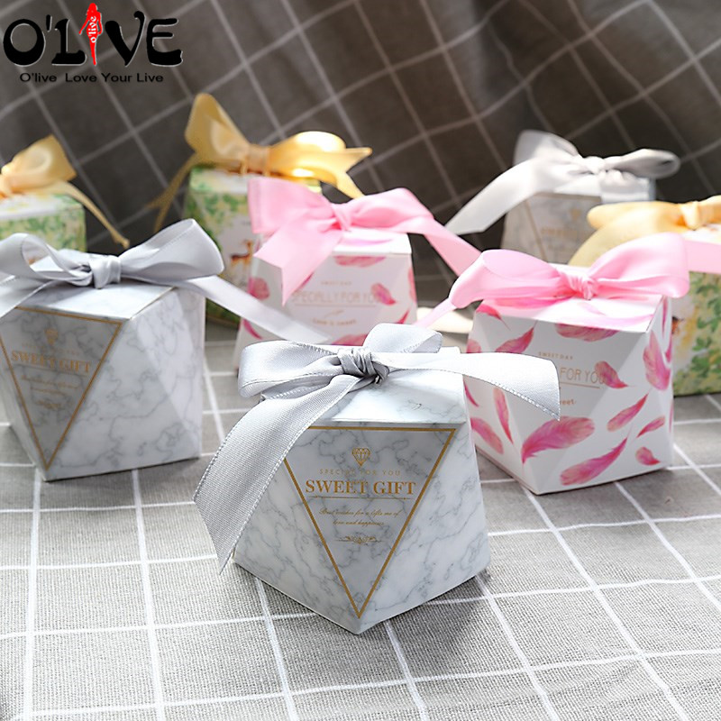 Red WOVELOT Lot of 20 Candy Box Heart Candy Paper Box Gift Box for Wedding Party