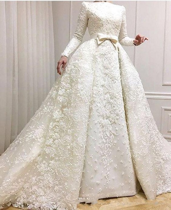 

2019 Modest Muslim Wedding Dresses Long Sleeves Lace Appliqued Beaded Bridal Gowns with Overskirts Plus Size Wedding Gowns, White