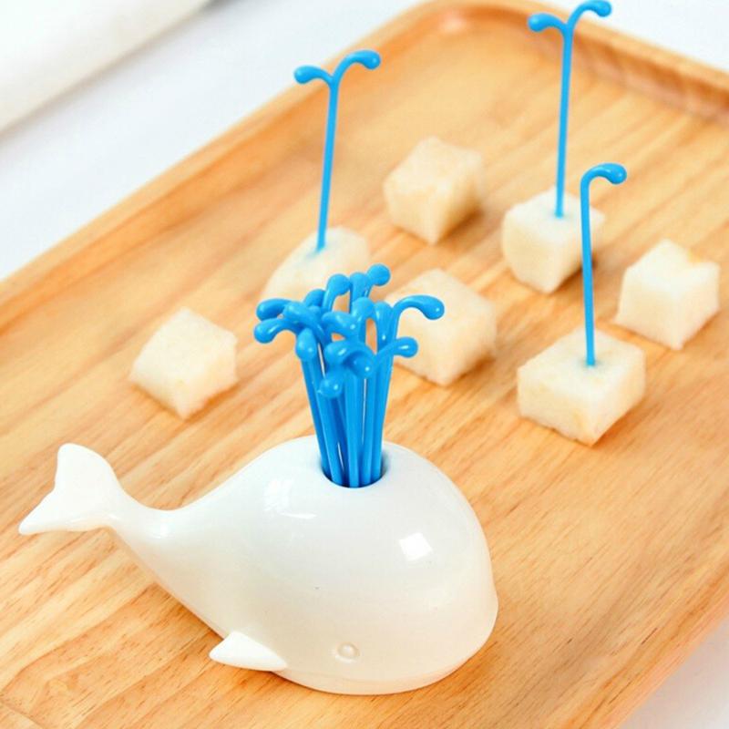 

Cute Whale Fruit Fork Plastic Fruit Pick Kids Bento Lunch Snack Cake Dessert Fork For Party Home Home Tableware Decor New