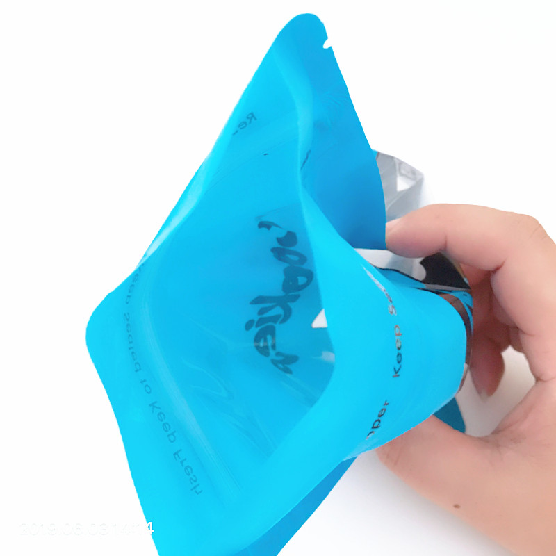 

Newest COOKIES California SF 8th 3.5g Mylar Childproof Bags 420 Packaging Connected Cookies Bag Size 3.5g-1/8 Bags