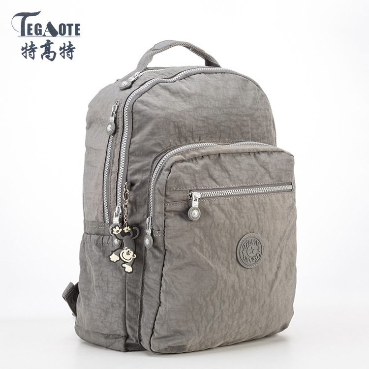 washing herschel bag