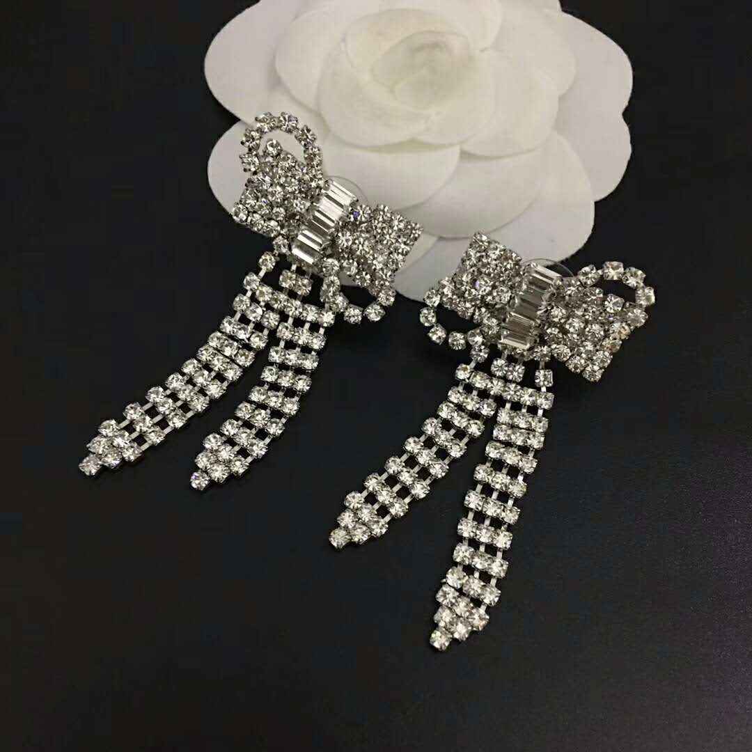 Mode-Nouvelle mode designer de luxe femmes boucles d'oreilles strass gland noeud papillon dames bijoux livraison gratuite