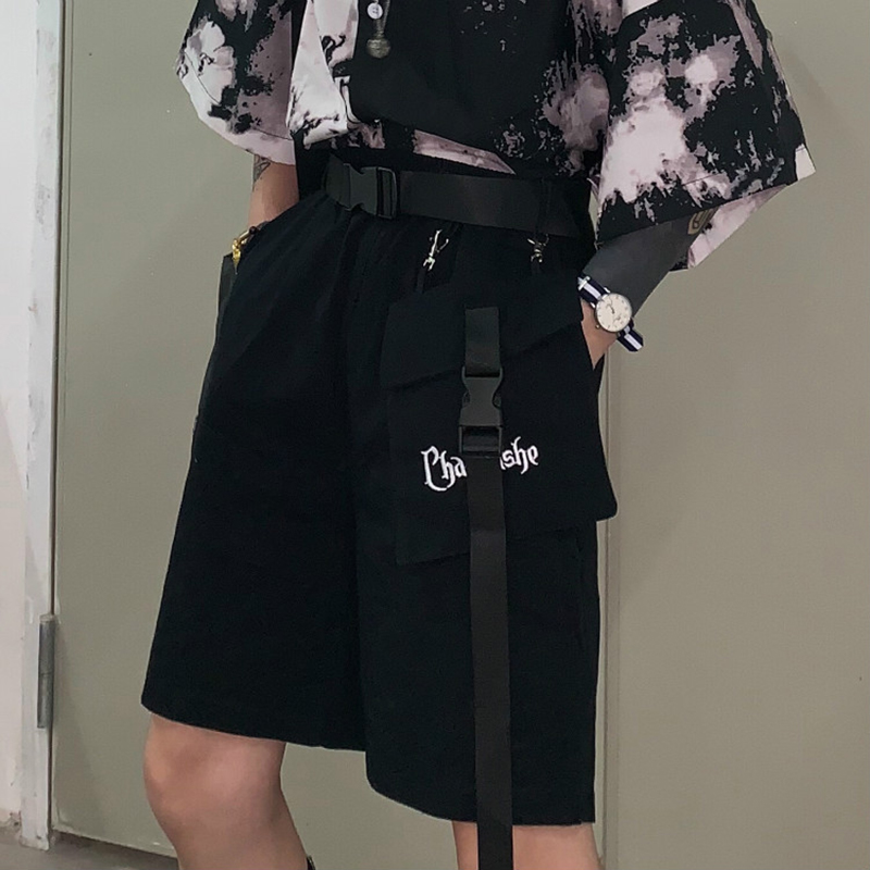 

Summer new female Korean ins version of loose letter printing cargo shorts short paragraph large size high waist casual shorts, Black
