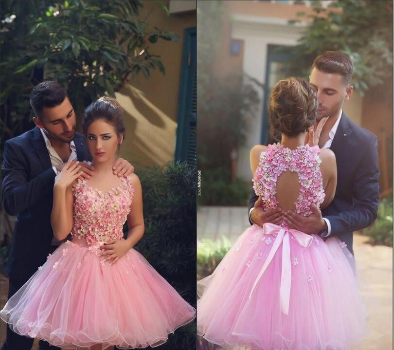 

Cheap 2020 New Pink Halter Neck Backless 3D Flower Cocktail Dresses Elegant Backless Short Prom Dresses Tulle Homecoming Dresses Party Gown, Champagne