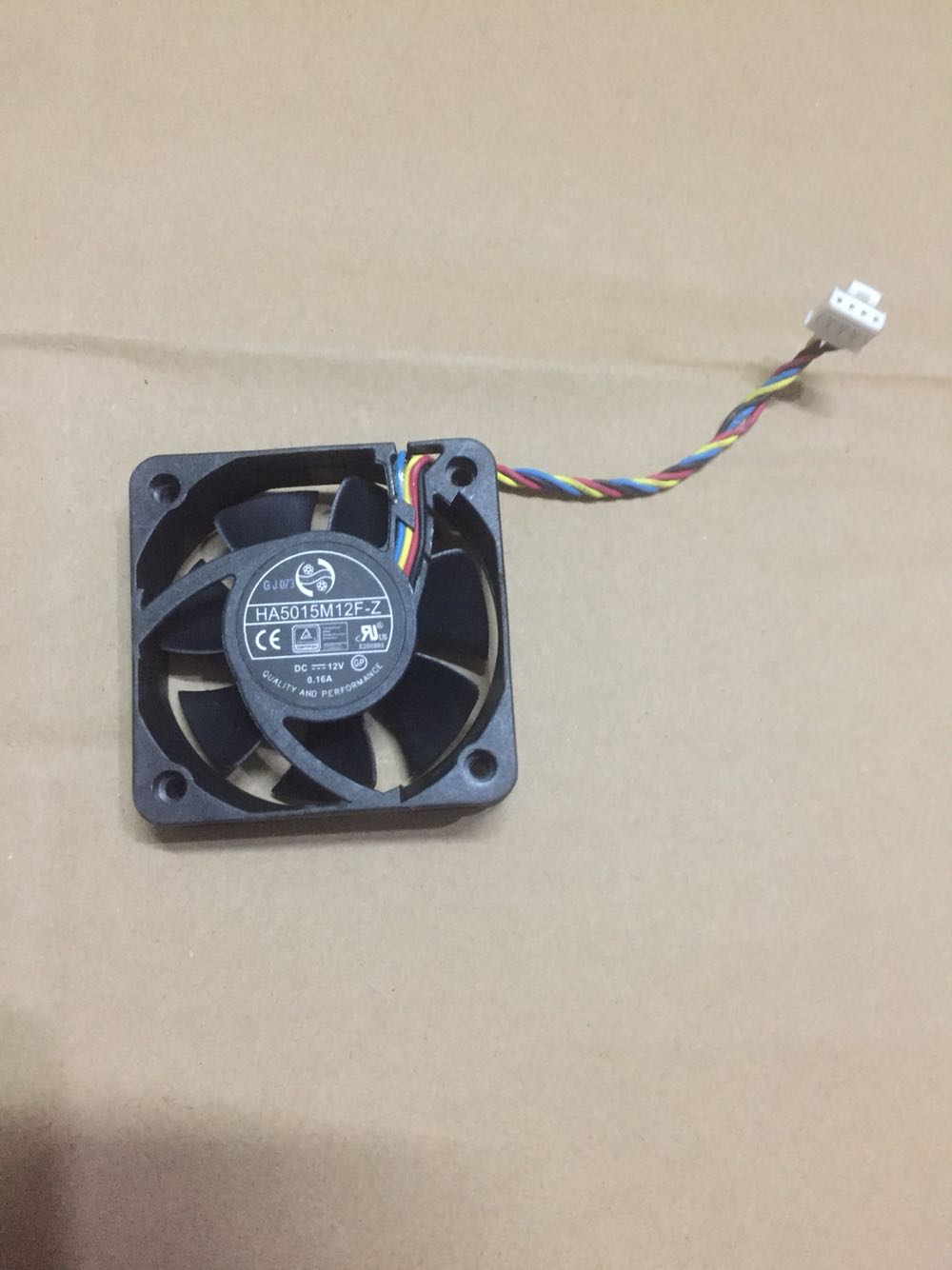 

Free shipping HA5015M12F-Z DC 12V 0.16A 50x50x15mm 4-Wire Server Cooling Fan