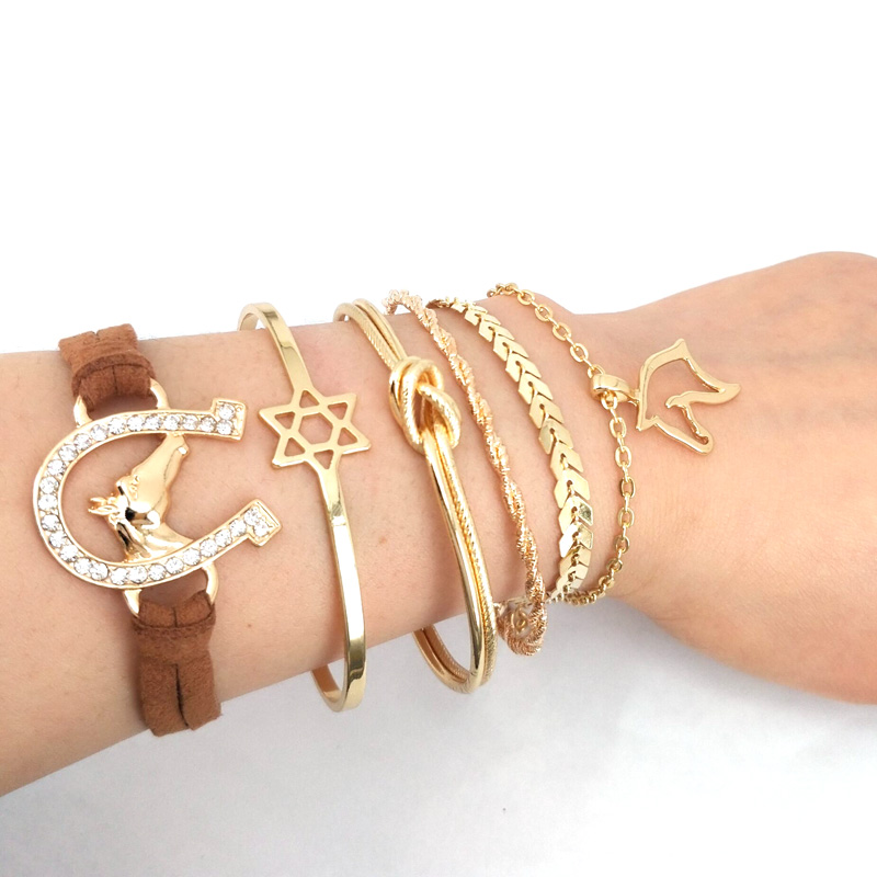 

Charm Bracelets Hzew 8 Styles Multilayer Horse Chain Bracelet Set Adjustable Bangles Women Gift