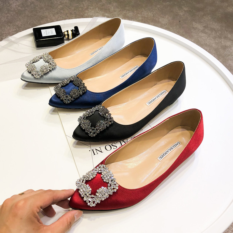 

Casual Designer Sexy lady fashion Black satin leather strass crystal point toe flats shoes brand new with original box bride shoes