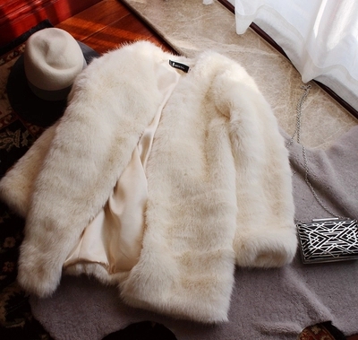 

New Style High-end Fashion Women Faux Fur Coat 17S26, Beige