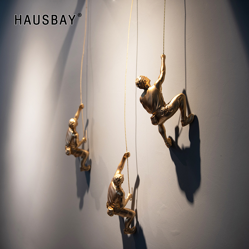 

Creative Retro Industrial Style Sport Man Rock Climbing Decoration Pendant Statue sculpture Wall Living Room Home Decor D030 T200619