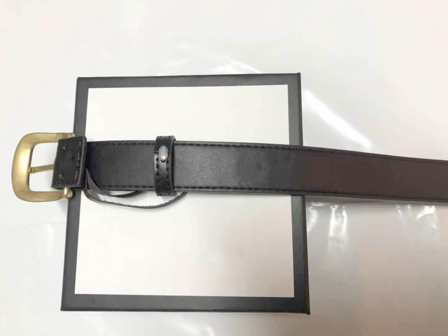 2020 Designer Belt Womens High Quality Leather Black and White Color Designer Cowhide Belt for Mens Luxury Belt with Box