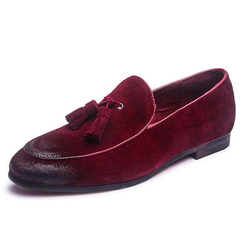 Nouveau mode en cuir suédé Mocassins Flats Tassel Hommes Retro Slip-On respirant Chaussures confortables Mocassins Chaussures Hommes