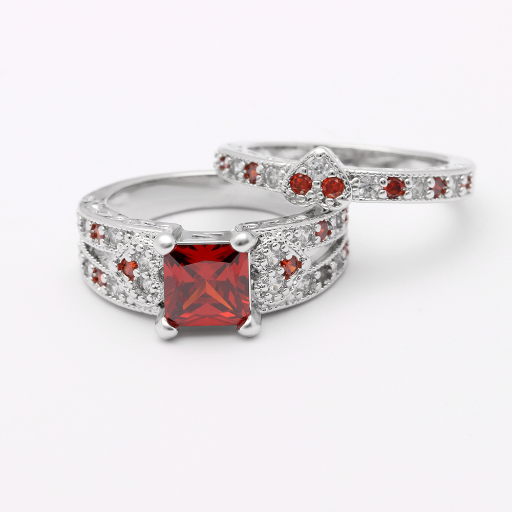 

Hand Decorate Red Love Double-deck Set Ring Zircon Micro Inlay Plating White Gold: War In Paradise Ring