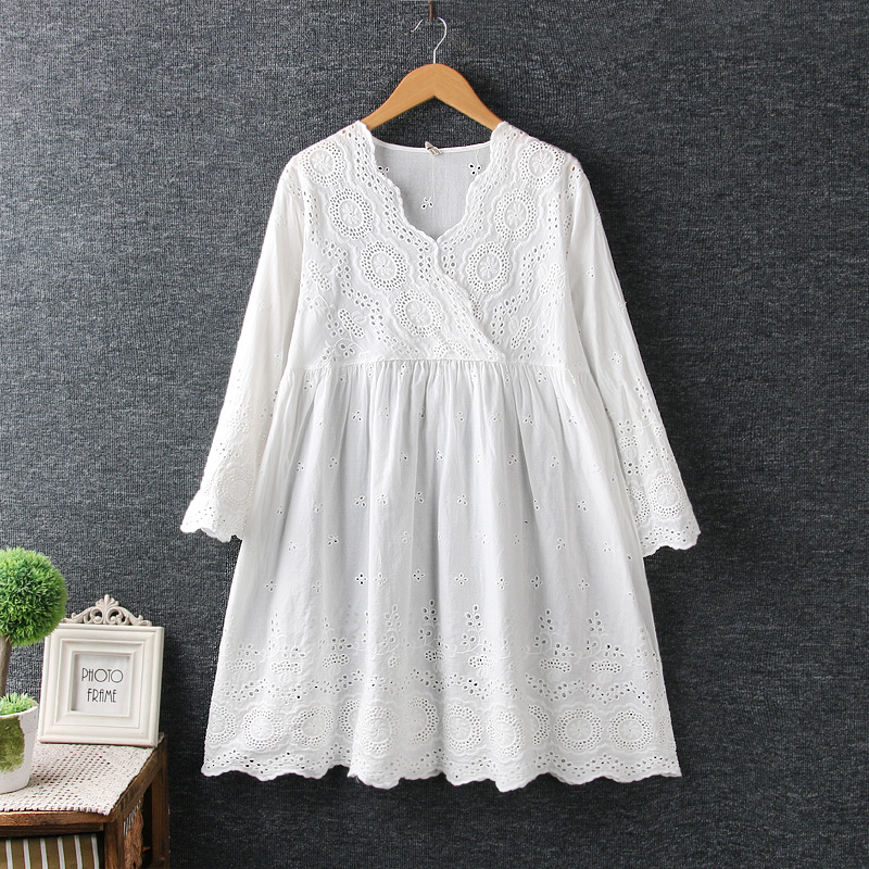 

2020 mori girl hollow out embroidery v-neck long sleeve cotton dress 25, Sleeveless white