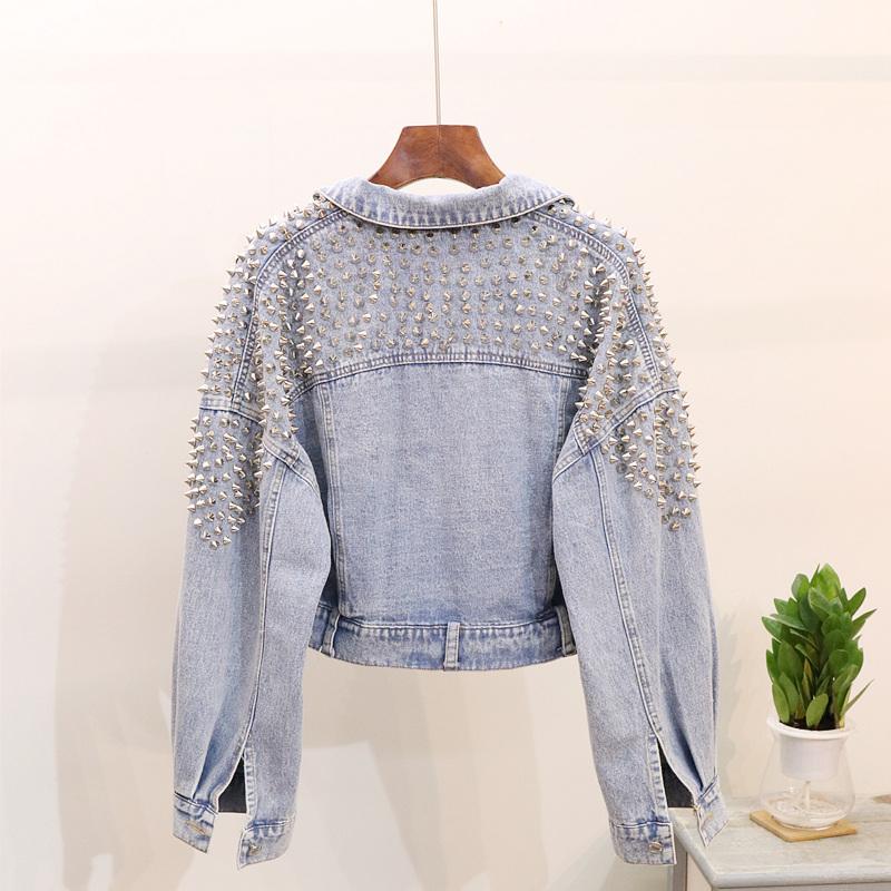 

European Vintage Short Jean Jacket Coat Woman Autumn New Heavy Rivet Loose Bat Sleeve Denim Jackets Women' Handsome Jacket, Light blue