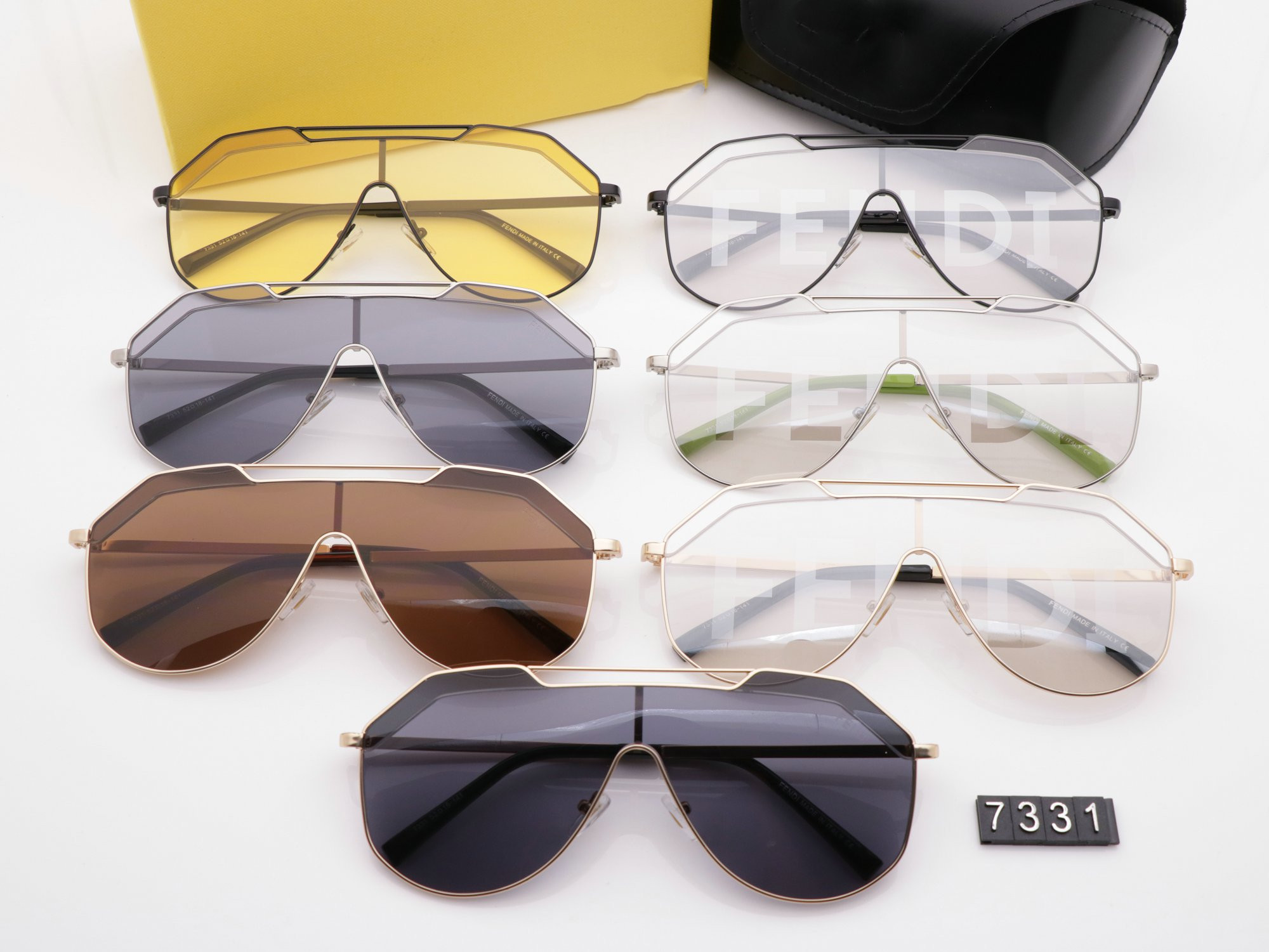 

New 7331 designer womens fashion sunglasses BlingBling cat eye Sunglasses simple generous bestselling style top quality uvprotection eyewear