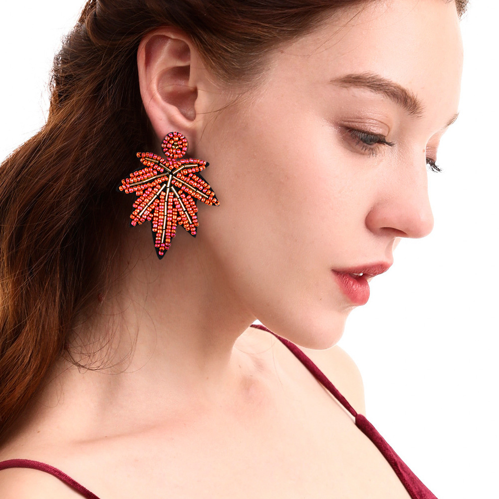 

New Bohemia Fashion Jewelry Women's Beaded Maple Leaf Earrings Hand-made Beads Dangle Stud Earrings S727