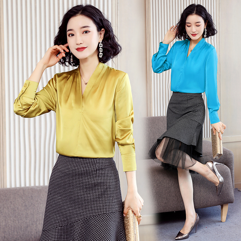 

Spring New Satin Chiffon Female Blouses Shirts Korea Loose Office Shirts Blouse chic V-Neck bottoming Tops Women Blusas Shirt, Blue