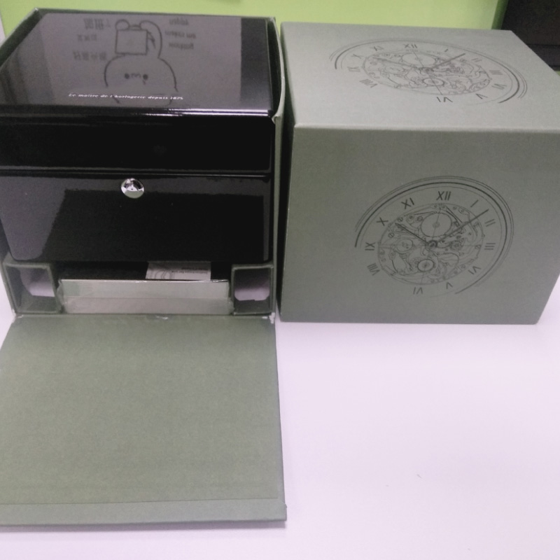 

Factory Supplier Luxury Watches Boxes Brand Watch Boxes Cases Luxury Watch Display Watch Box for AP with Paper Work, Black;blue