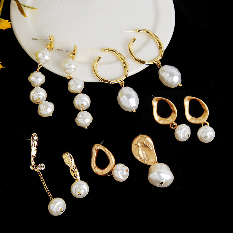 

2019 New natural pearl oyster earrings female earrings long baroque zircon pearl earrings For women's wedding Party Jewelry Gift, Golden;silver