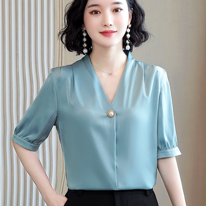 

Korean Silk Women Blouses Women Satin Blouse Tops Elegant Woman V-neck Short-Sleeve Shirts Plus Size Blusas Mujer De Moda 2020, Blue