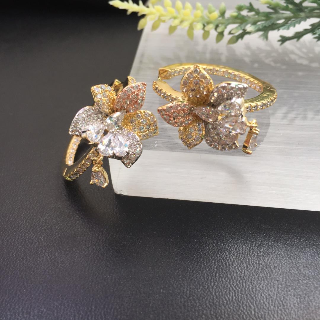 legierung hengst ohrring schmuck unregelmäßige blüte große blumen metall legierung hengst ohrring schmuck unregelmäßige blüte große blumen metall