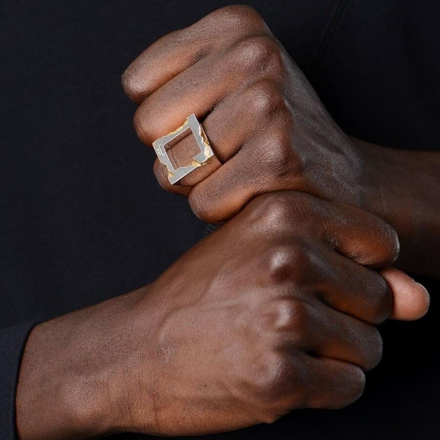 

Cold wall minimalist industrial wind titanium steel hollow ring Punk Street hip hop men's and women's fashion ring, Golden;silver