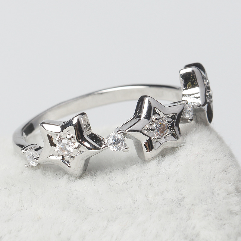 

2018 New Silver Color Star Zircon Ring for Women Girls Fashion Personality Women Jewelry Chic Wedding Band Finger Ring Size 6-10