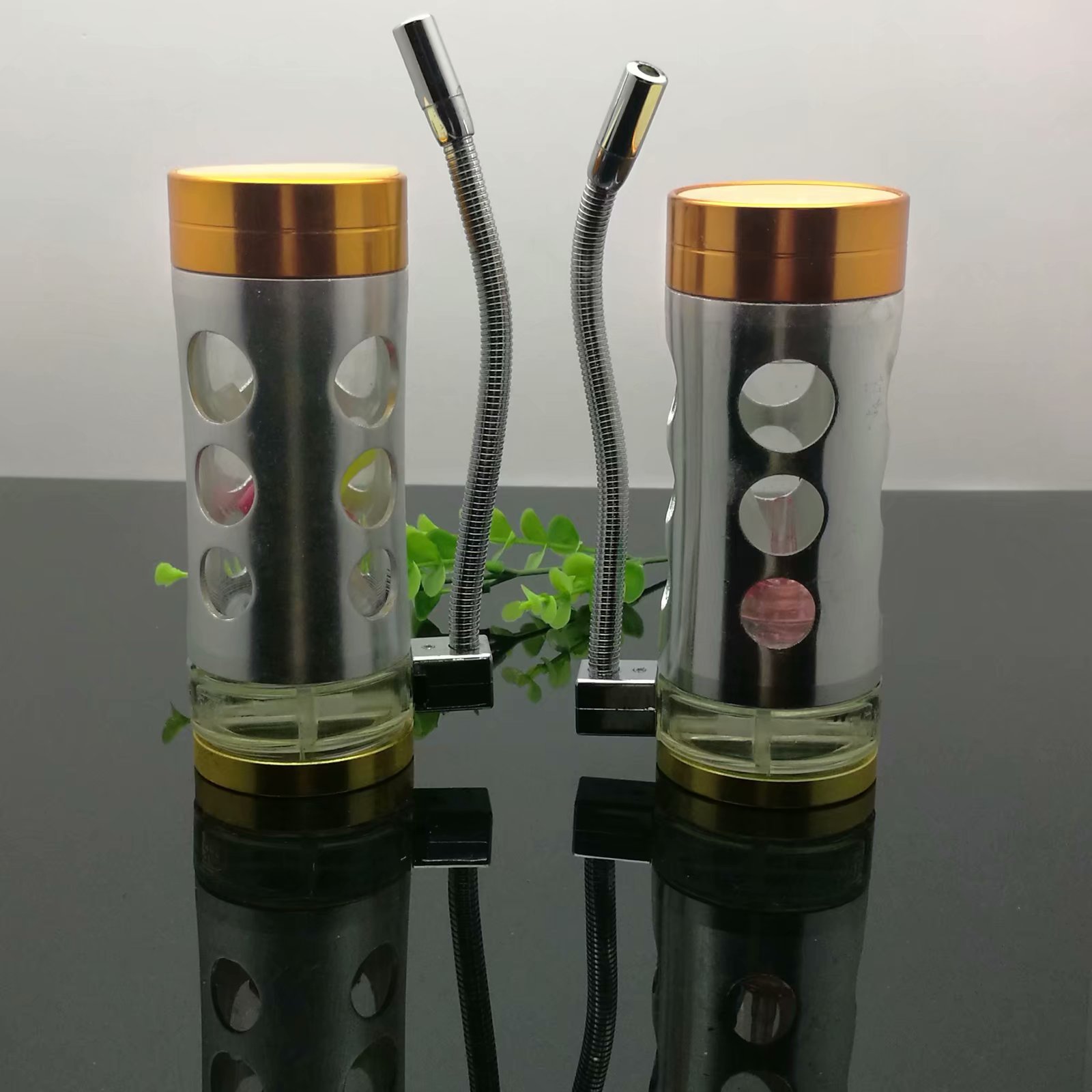 

Lighter Molten steel smoking pot Class Oil Burner Pipe Thick color Glass oil rigs glass water pipe free shipping