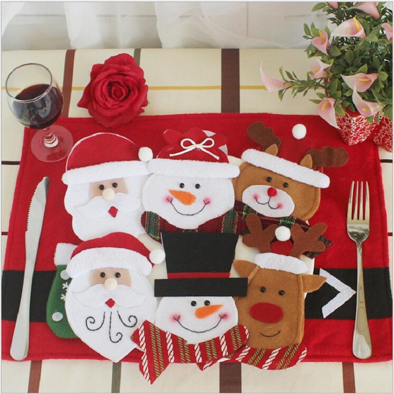 

6Pcs Cute Tableware Holders Knifes Folks Cover Santa Cluas Deer Dinner Decor Xmas 2017 New Year Christmas Decoration for Home