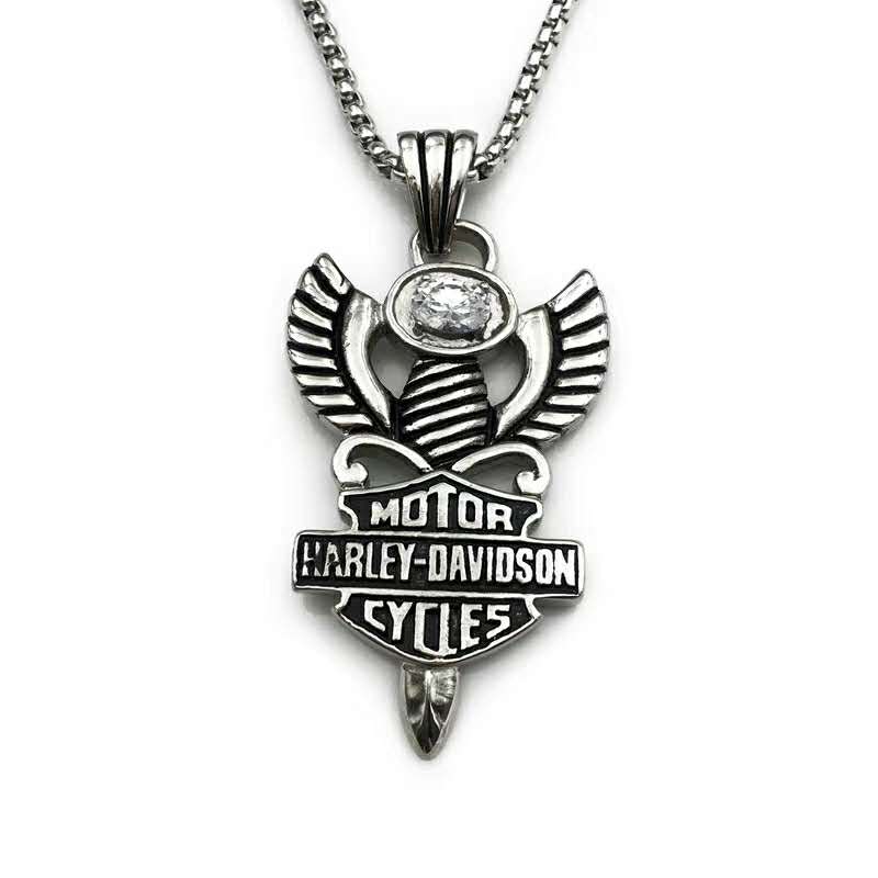 

New European and American Men's Domineering Personality, Old Punk Motorcycle Harley Diamond Titanium Steel Pendant Free Shipping