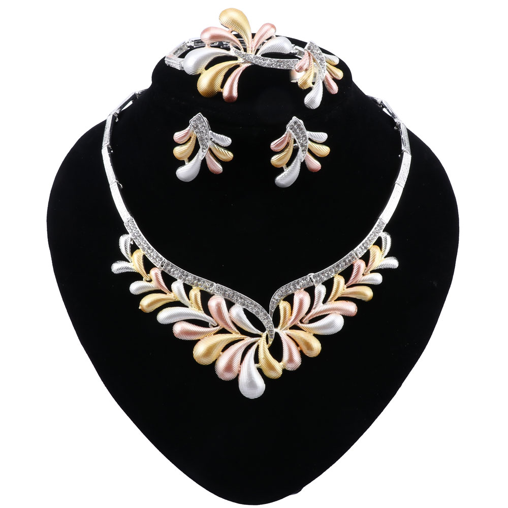 

Dubai Fashion Silver Jewelry Sets for Women Choker Necklace Ring Charm Earrings African Wedding Bridal Jewelry Set, Slivery;golden