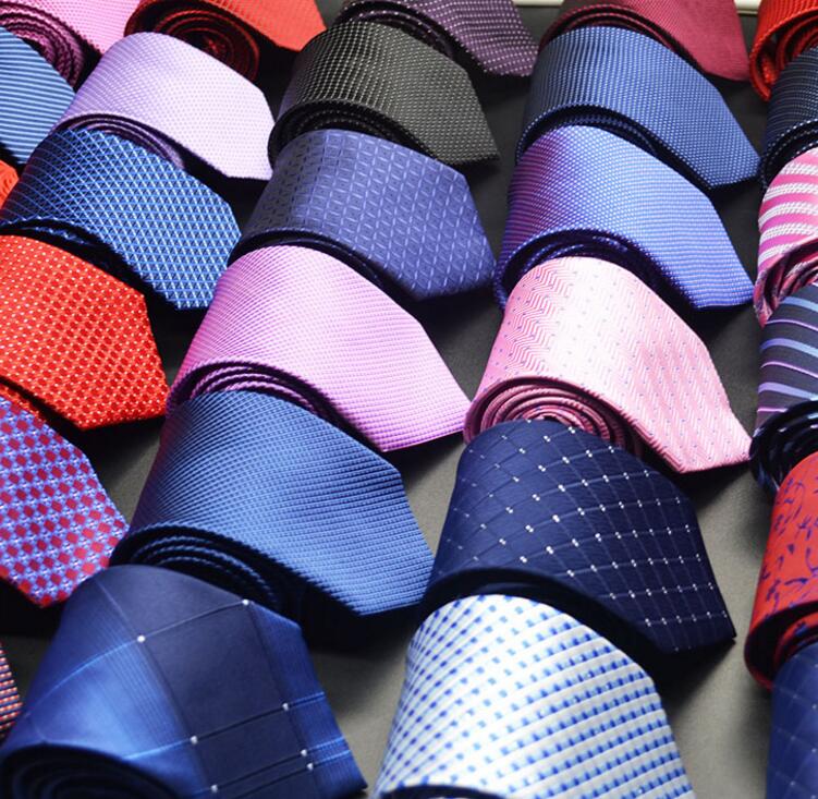 

Mens Ties New Brand Man Fashion Dot Striped Neckties 8 cm Gravata Slim Tie Classic Business Casual Green Tie For Men