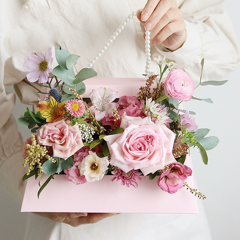 

Flower Gift Box Paper Handbags Bouquet Packing Box Square Flower Portable Case Florist Packaging Florist Decoration