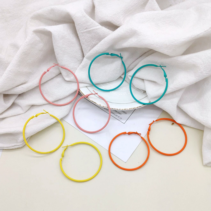 

Hoop & Huggie Korean Fashion Summer Hit Color Large Circle Earrings Europe And America Exaggerated Simple Round Earring For Women Jewelry