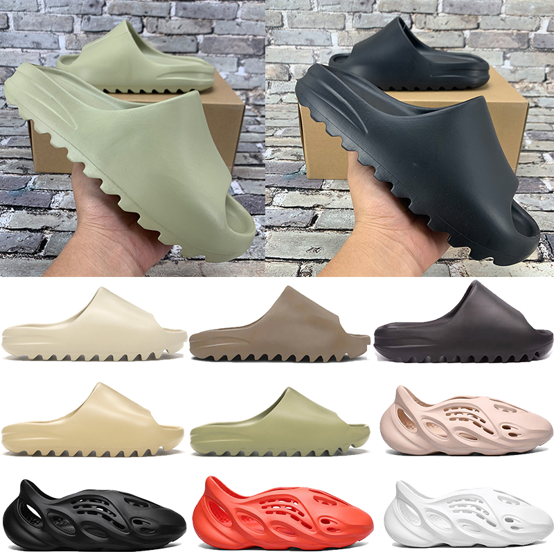 

2021 Cheap foam runner sandal slide shoes resin soot bone triple black desert sand total orange men women stylist slipper sandals