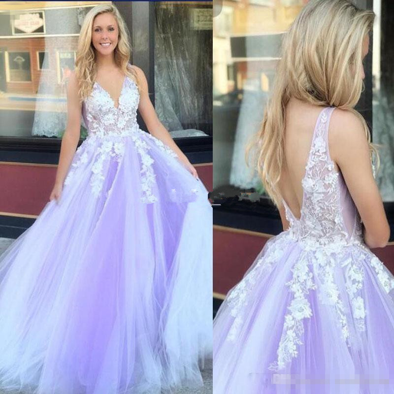 

2019 Light Purple Quinceanera Dresses V Neck Backless Sweep Train Flowers Appliques Prom Party Gowns For Sweet 15 vestidos de 15 anos Cheap, Red