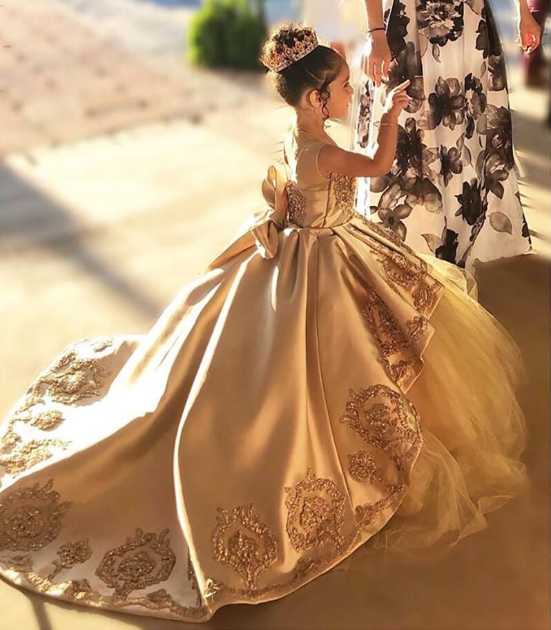 

Gold Appliques Long Girls Pageant Dresses With Bow Lace Tulle Flower Girl Dresses First Communion Dresses Kids Evening Ball Gown Party Wear, Fuchsia