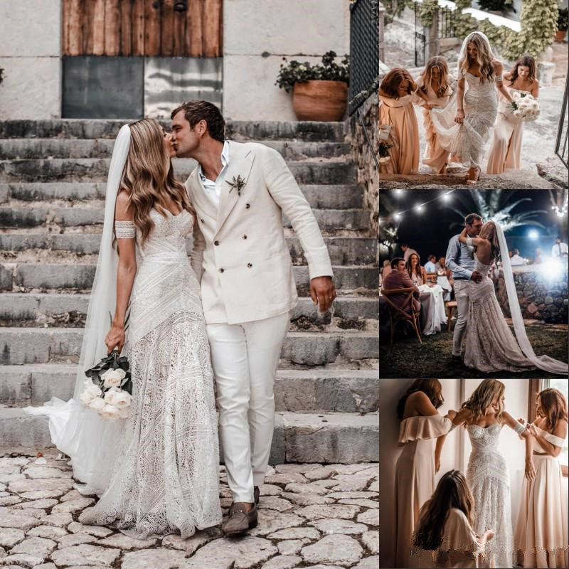 

2020 Bohemia Lace Beach Wedding Dress Sexy Off the Shoulder Vestido De Noiva Lace Short Sleeve Backless Boho Wedding Gowns, Red
