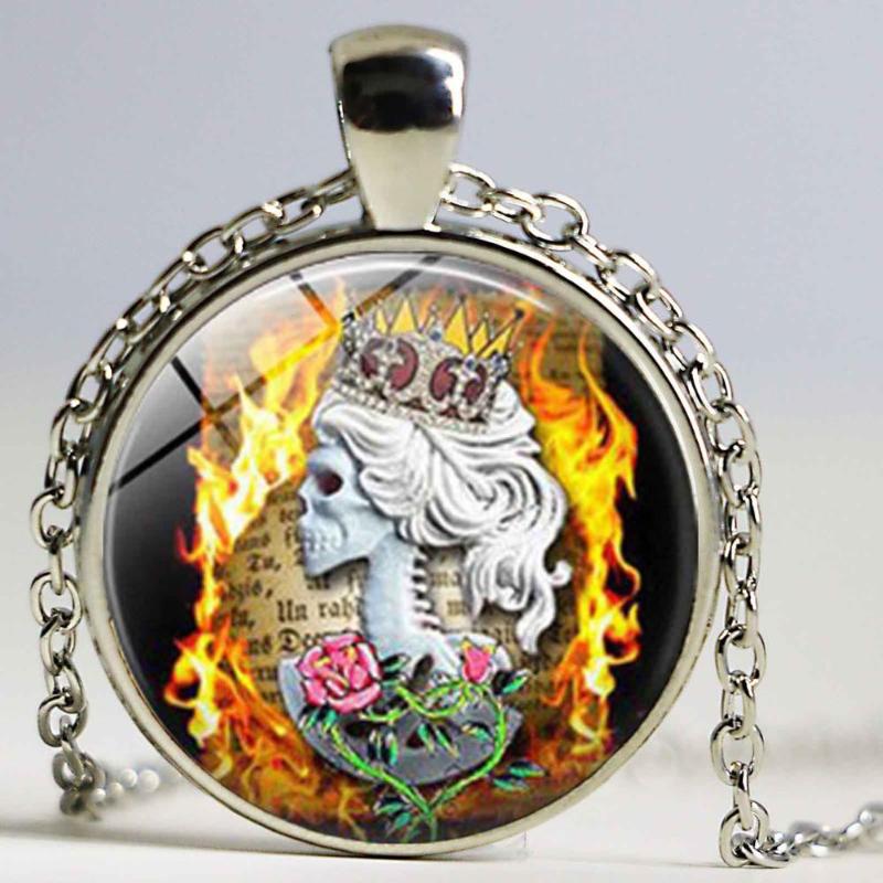 

new Crown Queen Flame Skull Necklace Photo Pendant Tattoo Gothic Flower Jewelry Glass Dome Gothic Accessories