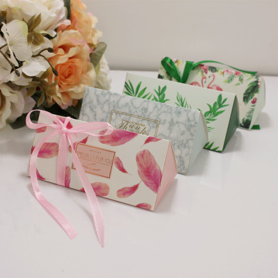 

50/100PCS Triangular Brick Paper Candy Box Wedding Gift Boxes for Guests Wedding Favors and Gifts Chocolate Box Party Supply