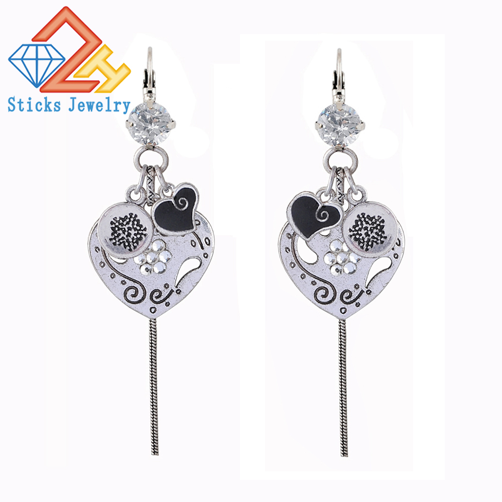 

High Quality Vintage Alloy Earrings Fashion Personality Heart-shaped Earrings Rhinestone Earrings tor Women