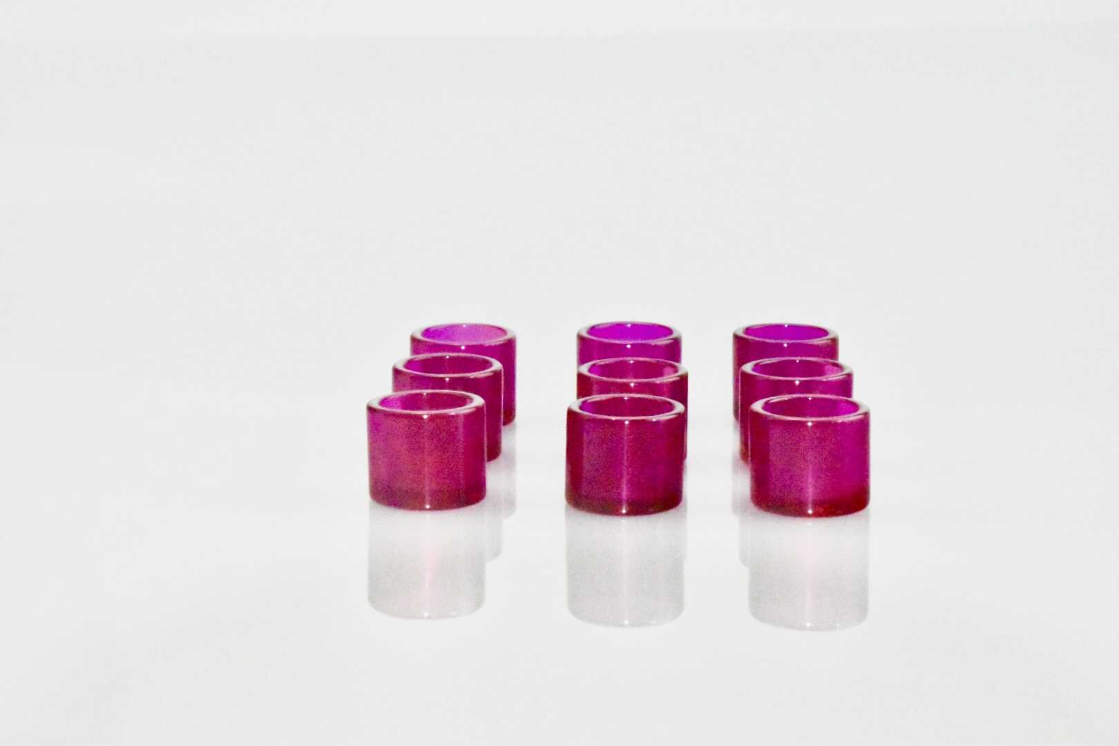 

2019 Factory Direct Sales Newest Ruby insert quartz banger ruby bead dish for OD25mm quartz nail glass bong water pipes
